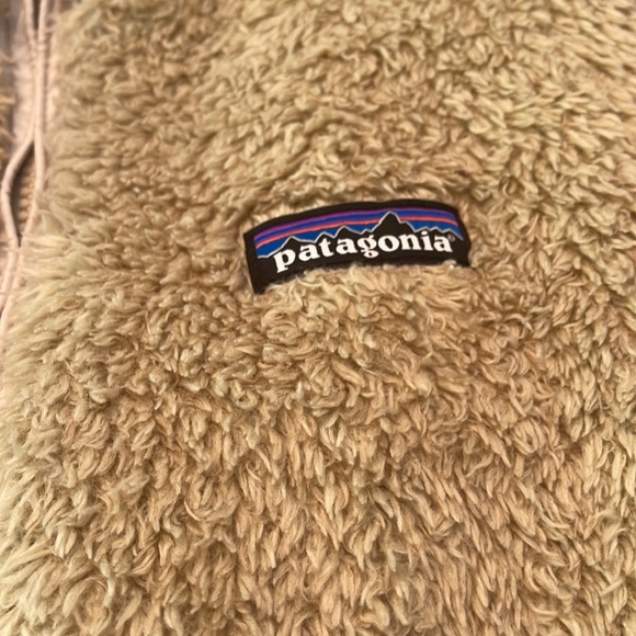 NWT Patagonia khaki vest - Picture 3 of 4